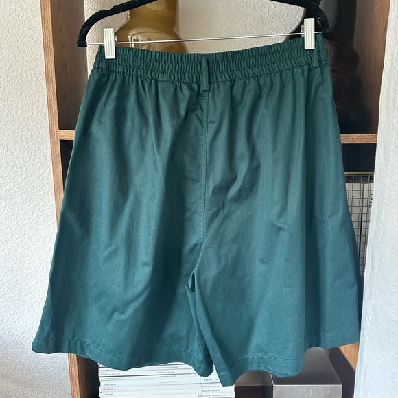 🦕 Zara Bermuda Shorts 🦕 - Picture 8 of 10